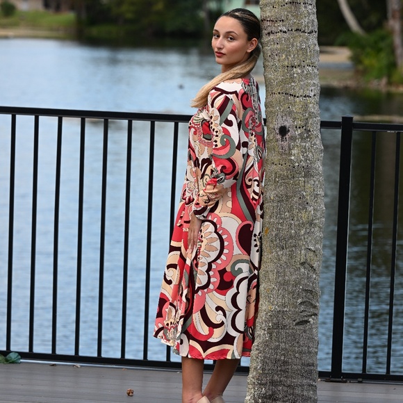 DEVORAH'S SECRET Modest Midi Dress Modern Floral Brown&Coral / Regular& Plus - Picture 4 of 6